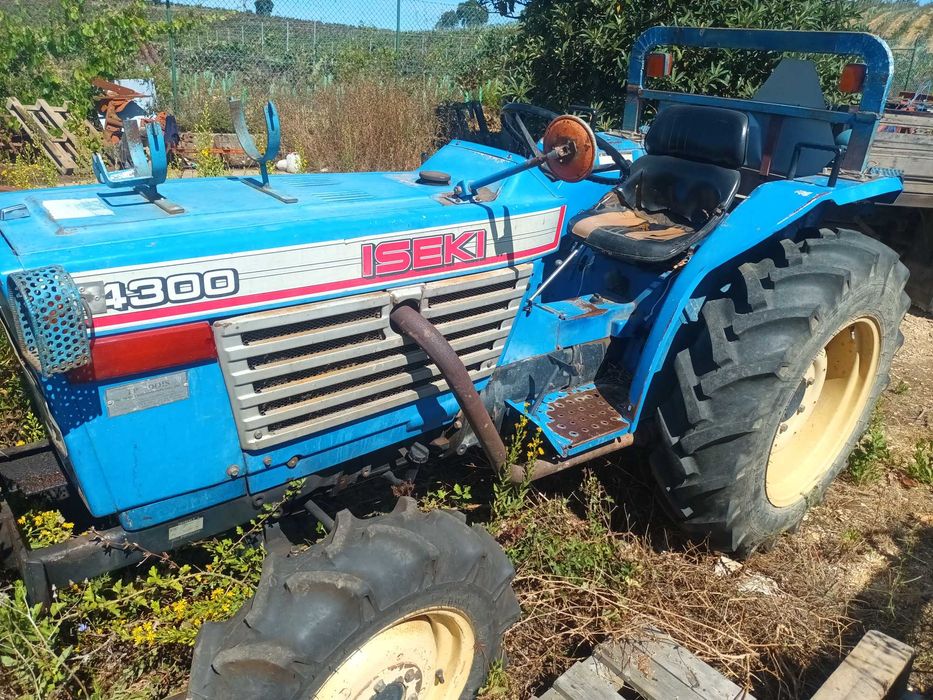 Pecas, tratores e alfaias: Cardans, 3 pontos, faróis, farolins, etc