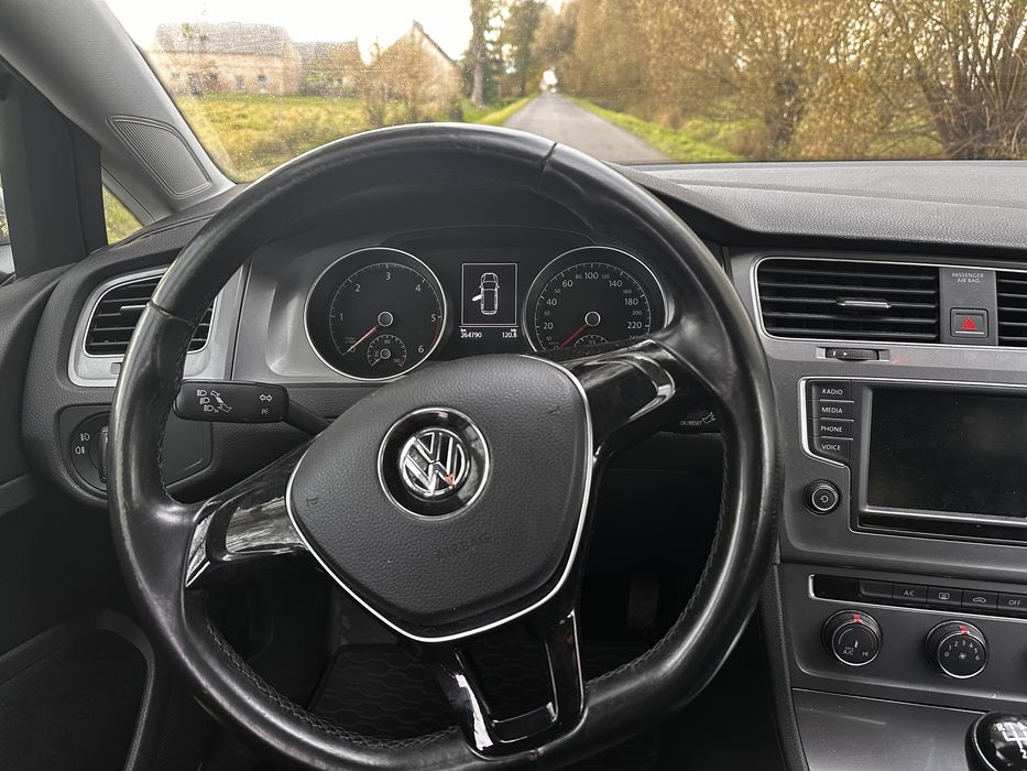 Sprzedam VW Golf 7 1.6TDI 2016r.