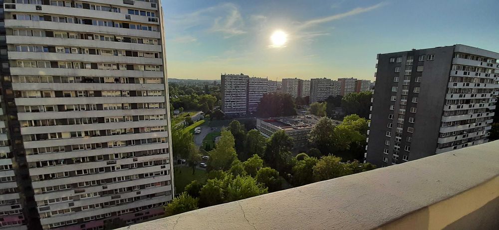 Katowice Tysiąclecia – kawalerka z balkonem i sypialnią, 38 m2