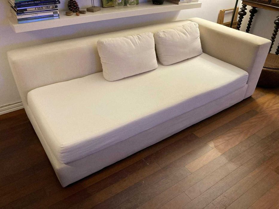 2 Sofás "area store", com combinações variadas