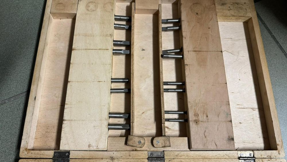 Zestaw gwintownikow i narzynek Vis