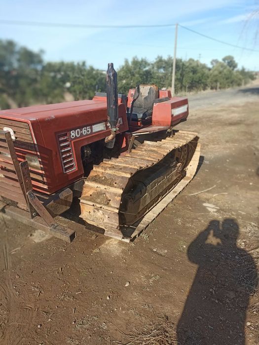 Trator de rastos fiat