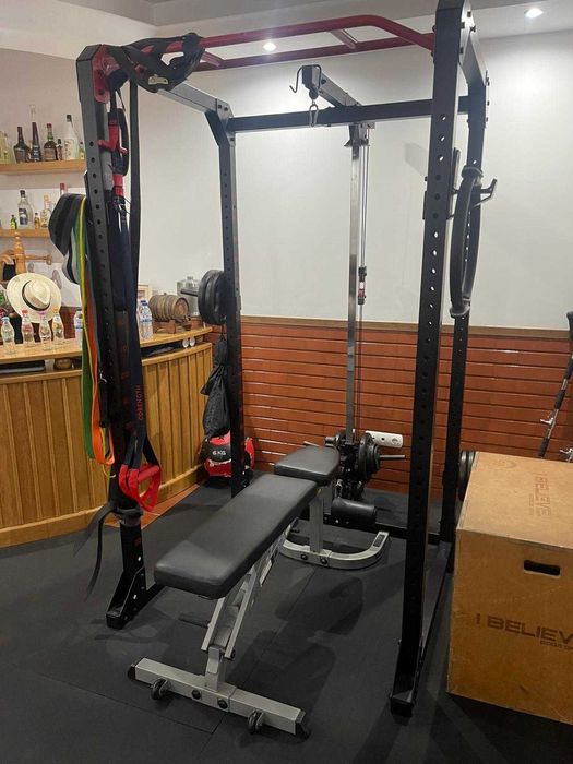 Ginásio Completo - Máquinas/Polia/Halteres e Mais