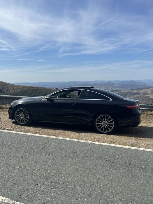 Mercedes-Benz E220 D Coupé AMG | Full Extras | Um Estradista de Classe