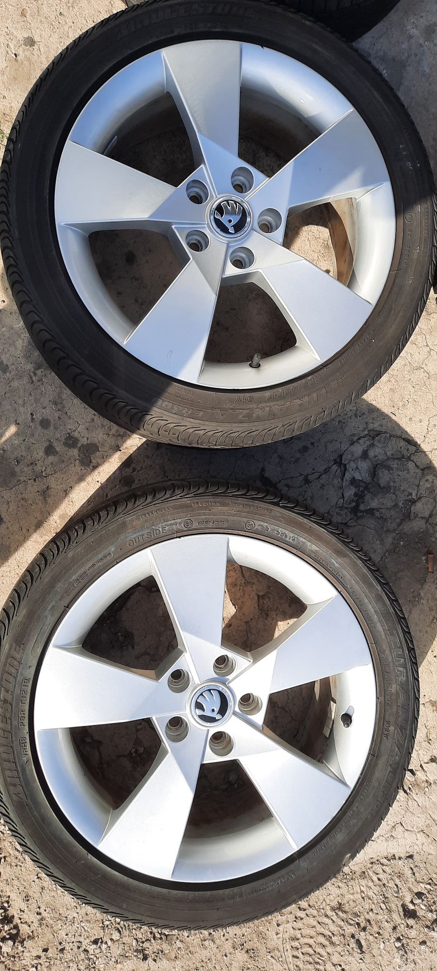 Koła aluminiowe R17 SKODA SUPERB ORGINAŁ 225/45R17 zima NOWE opony