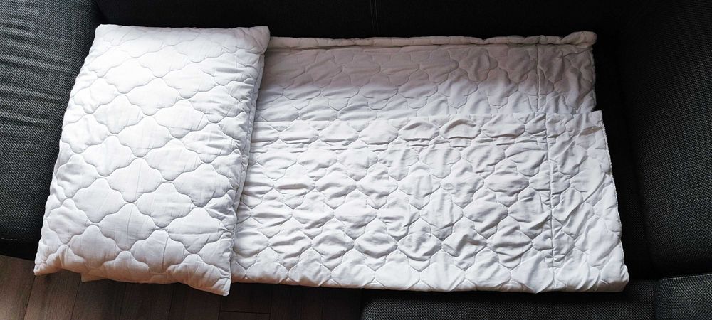 Pościel dziecięca: kołderka+podusia +/- 120*160