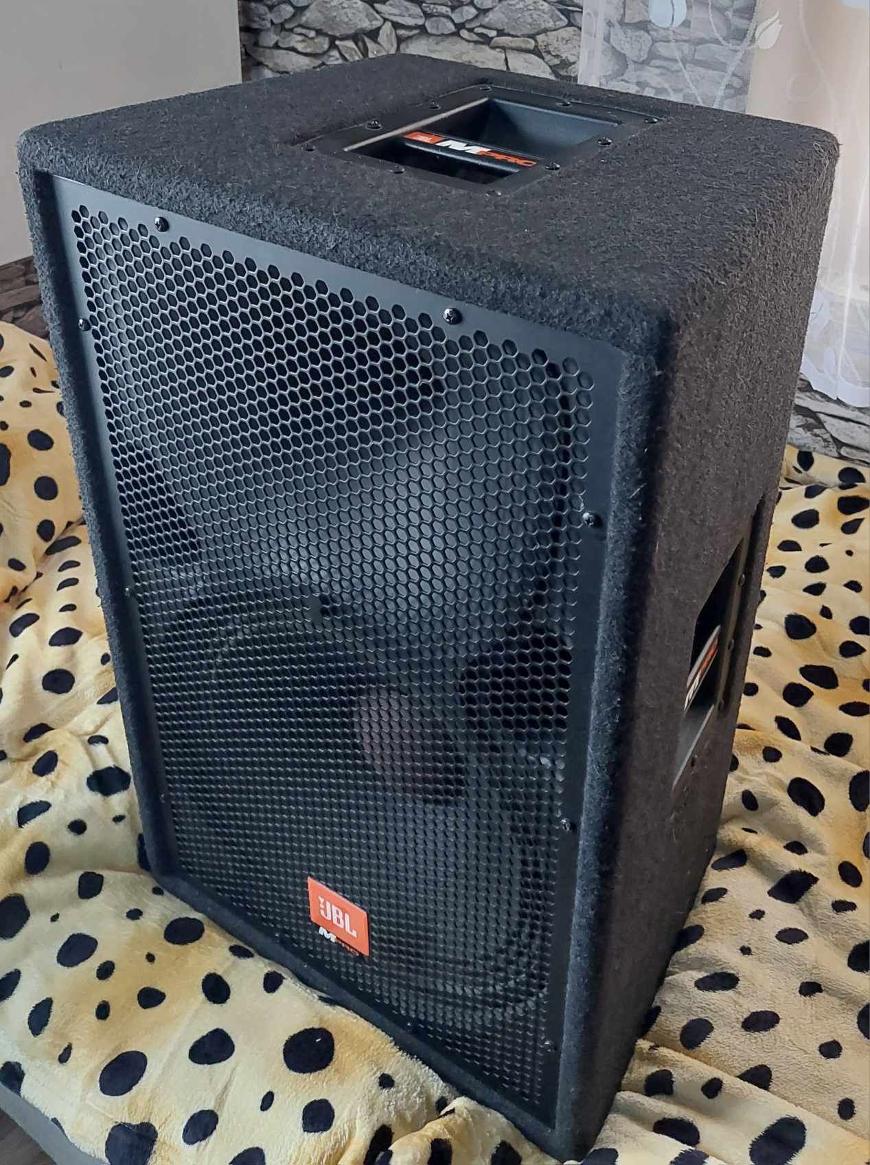 Sprzedam kolumny JBL m pro USA.