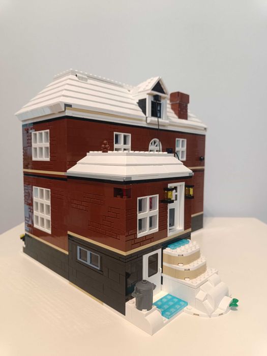 Lego Ideas 21330 Kevin sam w domu
