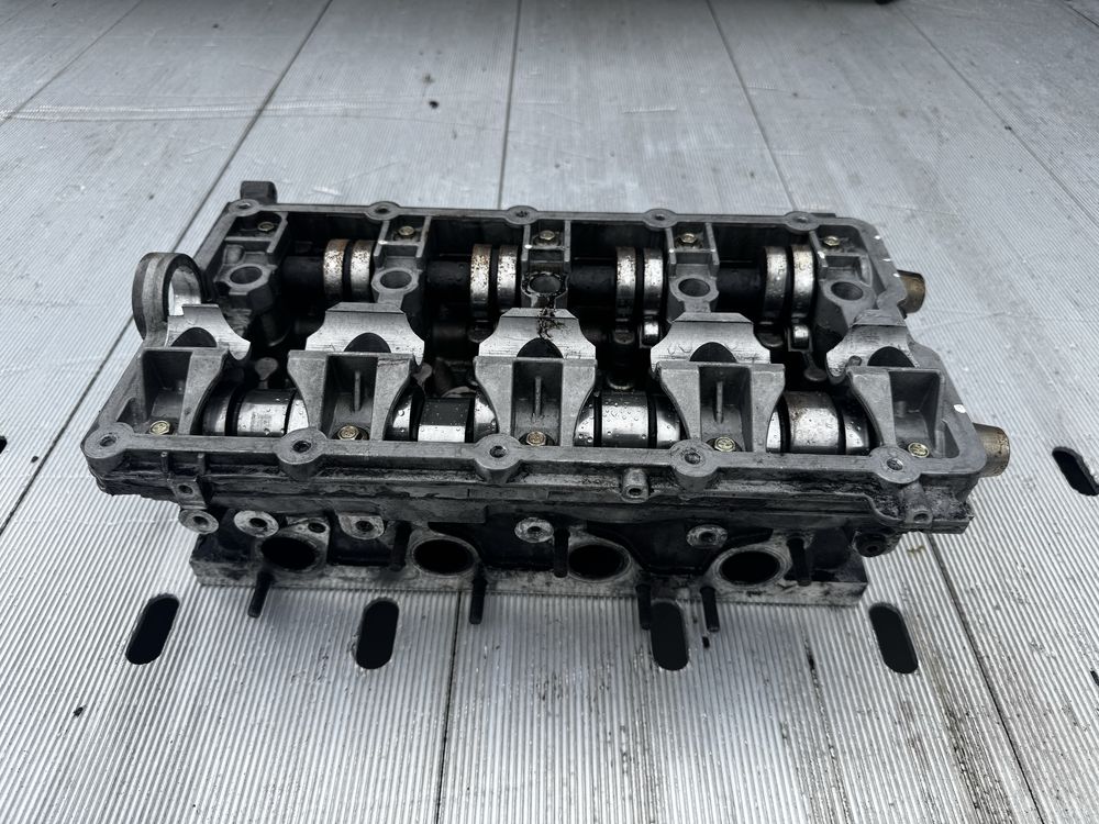 Glowica a4 b7 2.0 tdi BRD