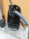 Odkurzacz Miele s8 2200 turboszczotka