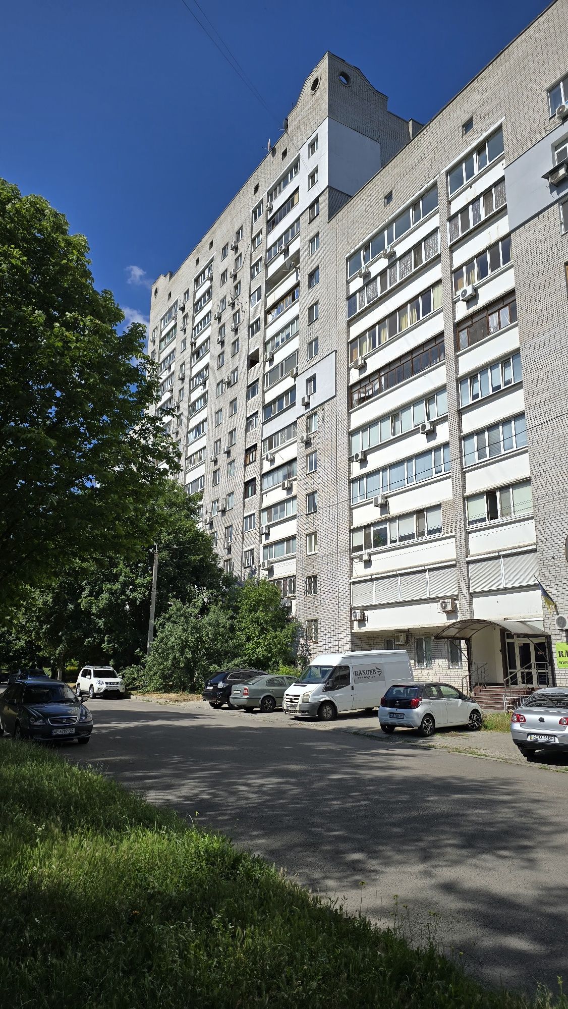 Продаж квартири  3к   650 $ 1м2