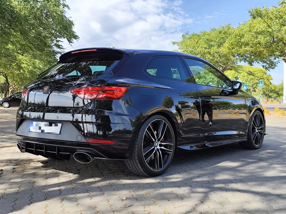 cupra versão 300 performance 2.0 TFSI cx DSG 418cv Seat Leon 100% bom
