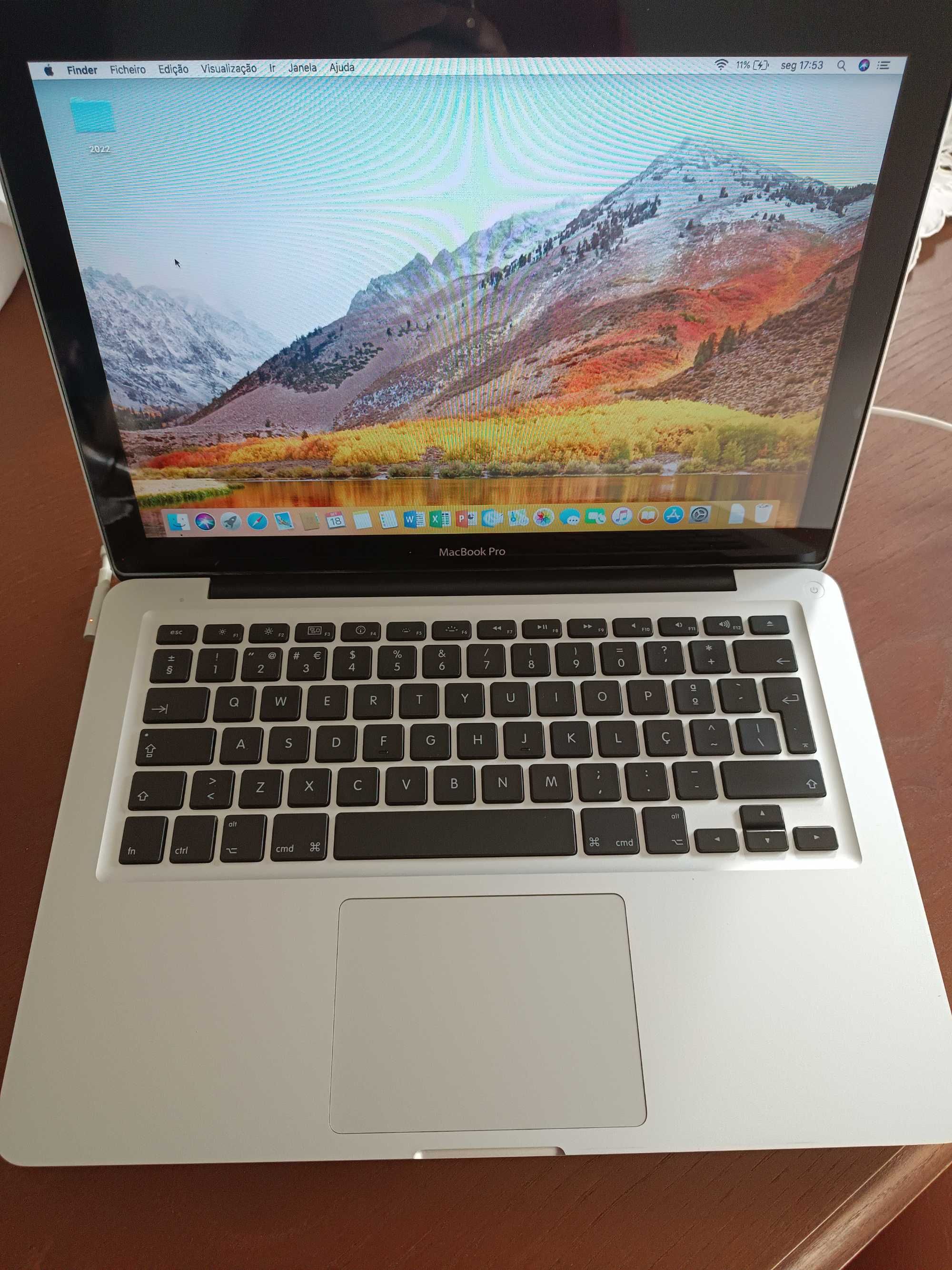 Macbook Pro 7,1 em excelente estado e SSD novo 240 GB