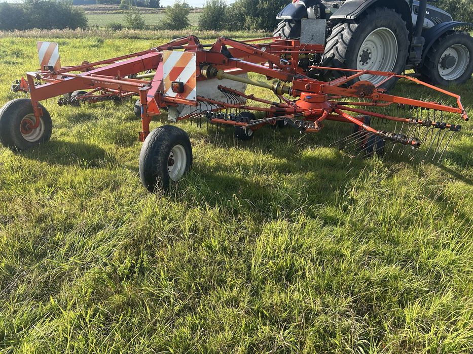 Zgrabiarka do siana kuhn 7301 krone claas   pottinger Top 1250C