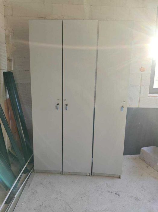 Szafki BHP biurkowe do garażu