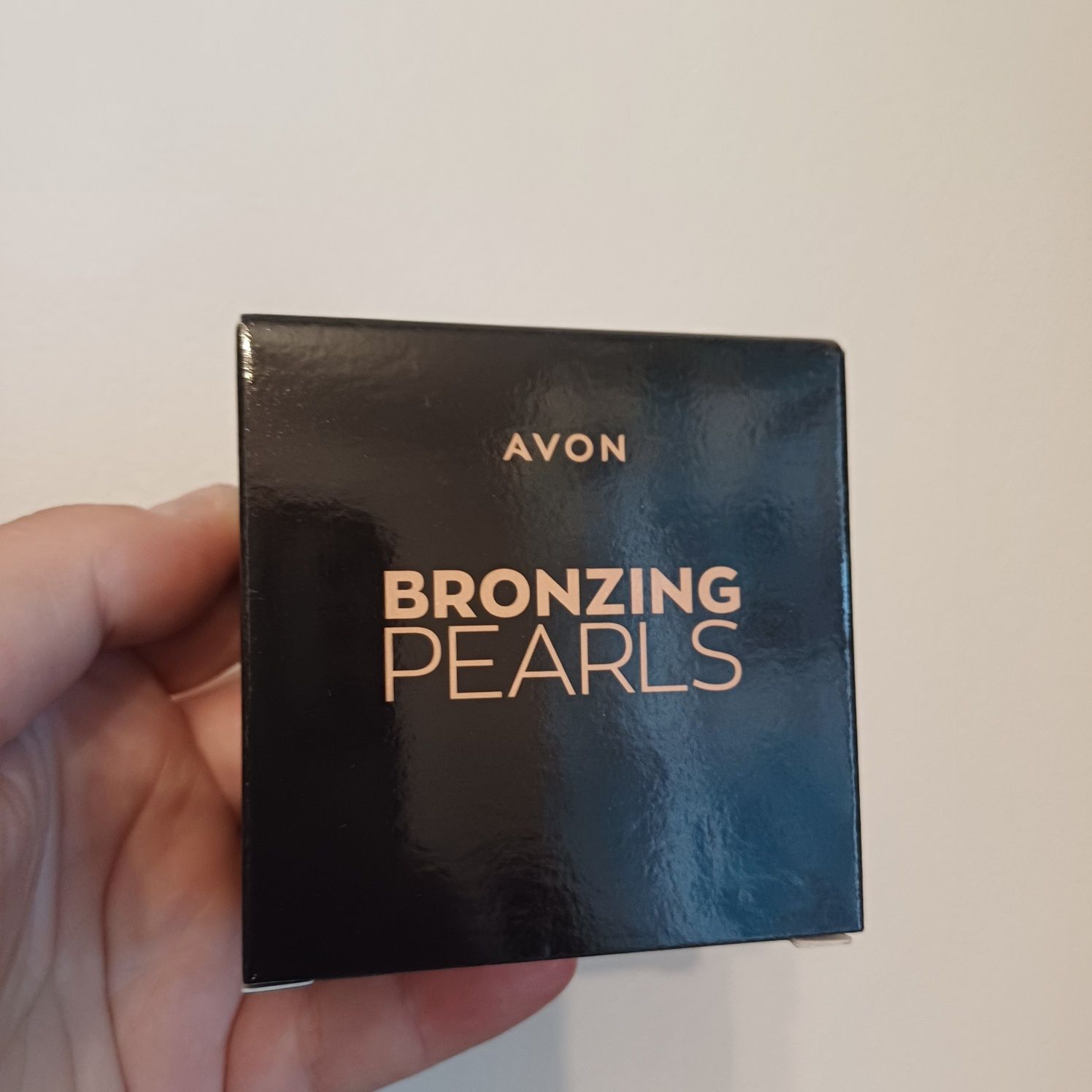 brązer w perełkach cool avon