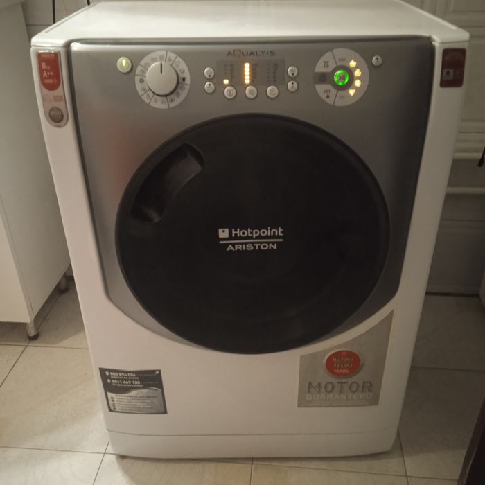 Пральна стиральная машина Ariston 6кг AQS62L09
