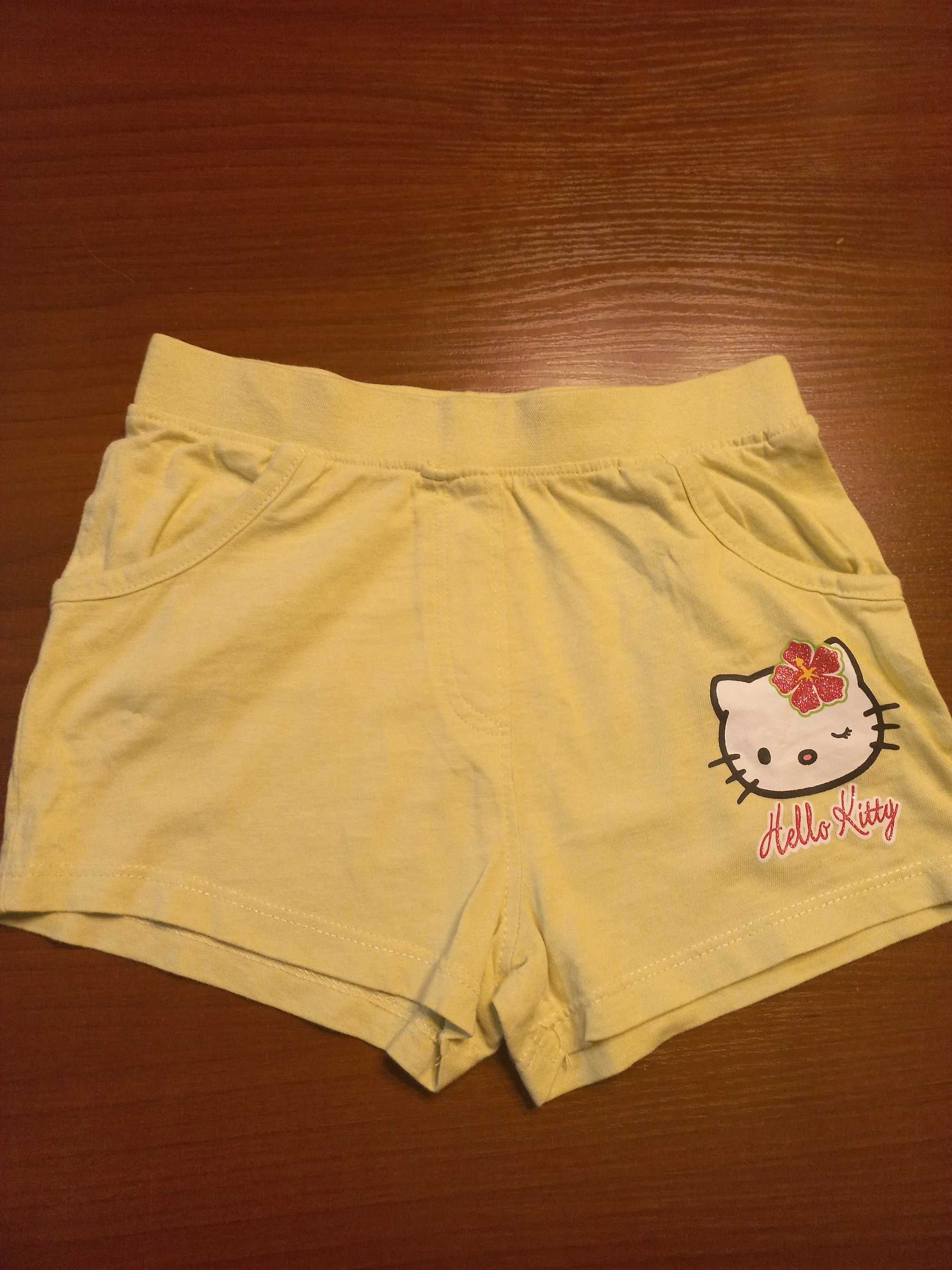 Hello Kitty 2cz bluzka + spodenki r. 116