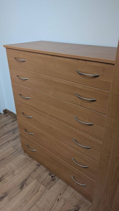 Komoda z szufladami z płyty MDF