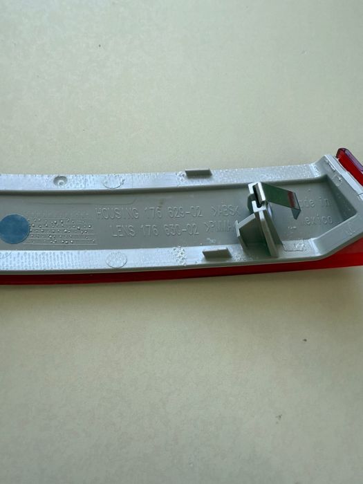 Катафот, світловітбивач, отражатель бмв х5 е 70.