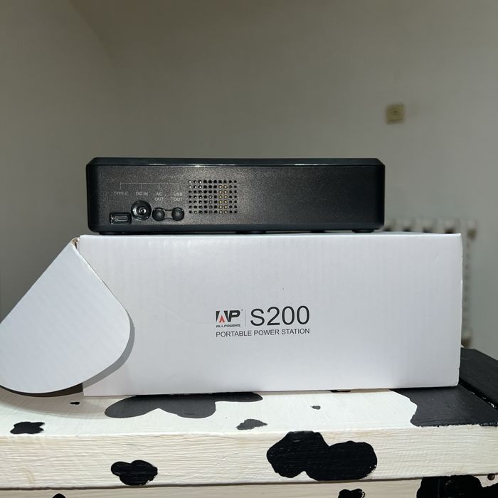 Мобільна зарядна станція Allpowers S200 154Wh 41600mAh