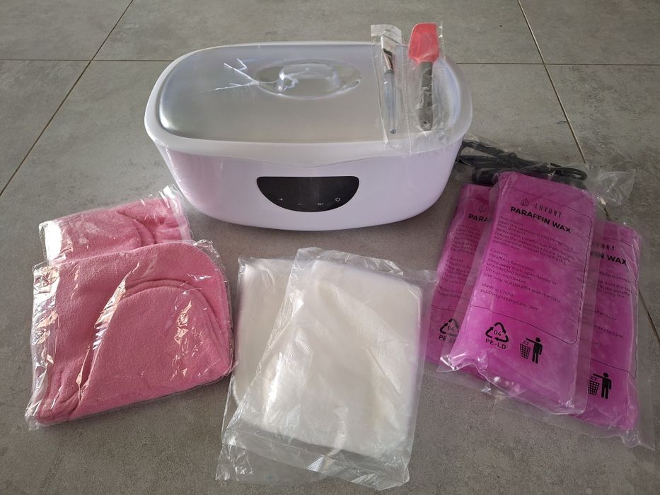 Maszyna do parafiny Lavany YM 8005 z lekkim defektem
Maszyna do wosku