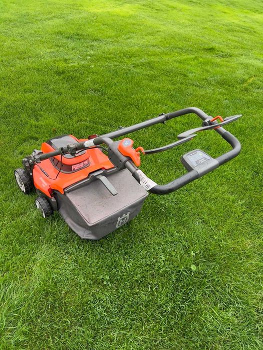 wertykulator husqvarna S 138 i