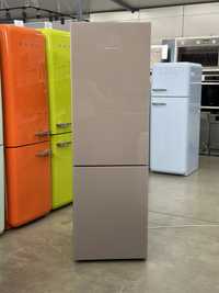 Холодильник Miele KFN 28133 D