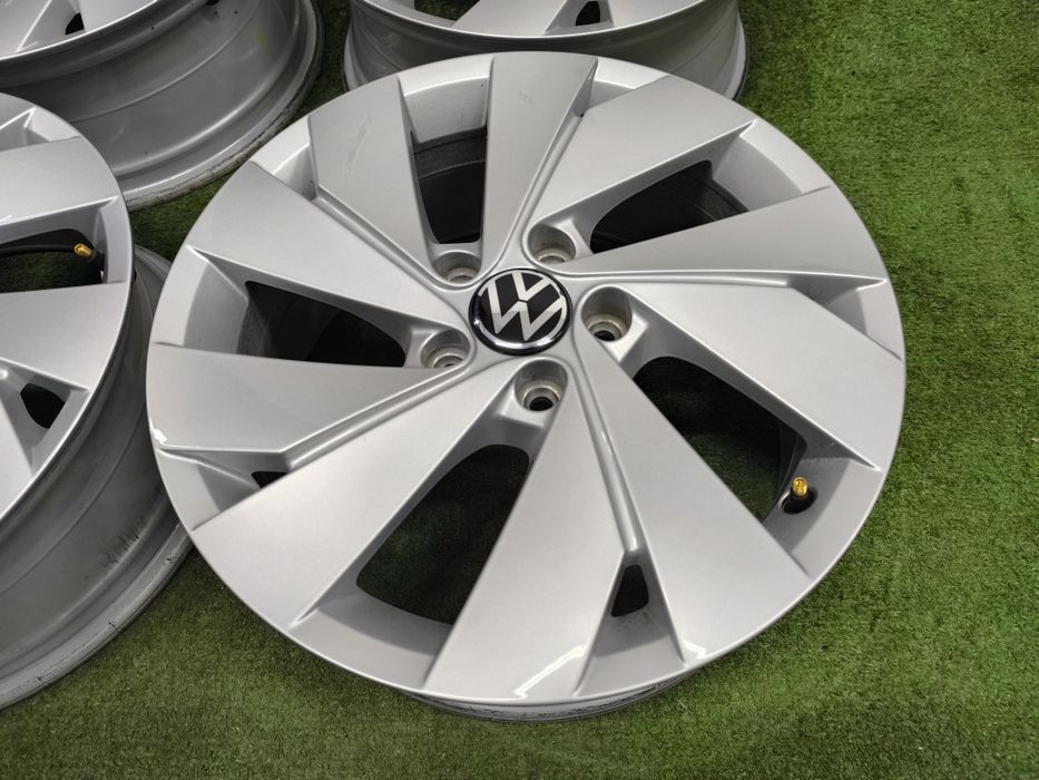17" felgi 5x112 et46 VW Golf 6 7 8 Touran Caddy Seat Skoda Audi a3 GTI