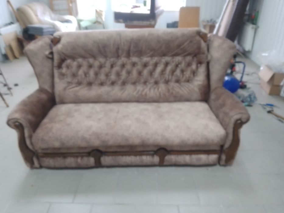 Перетяжка мягкой мебели.