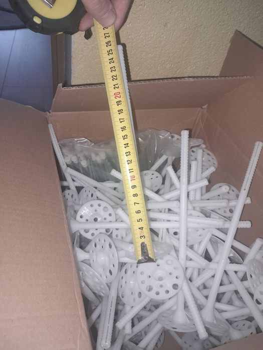 Дюбель для вати та пінопласту з металевим цвяхом