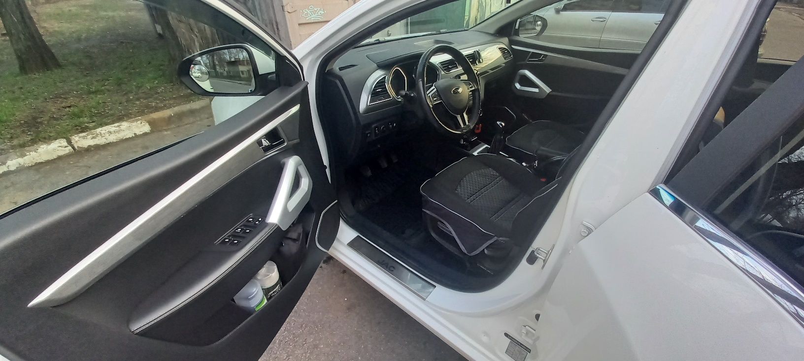 Продаю JAC S2   2019 року