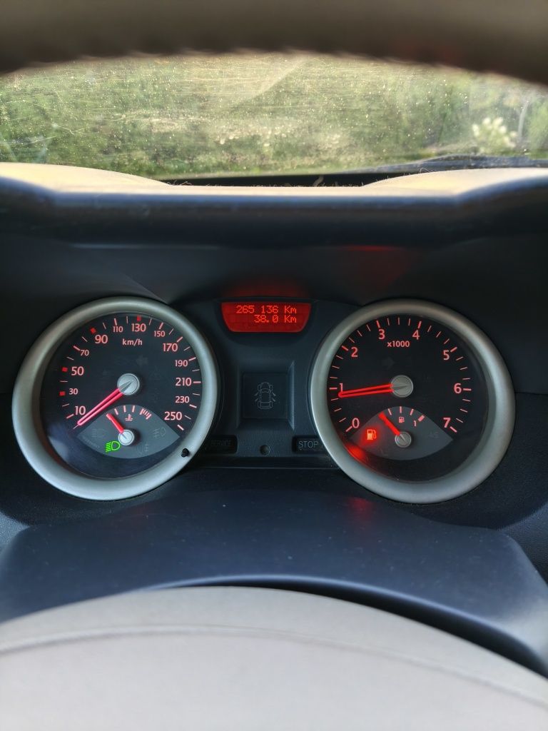 Renault Megane 2.0 16V LPG