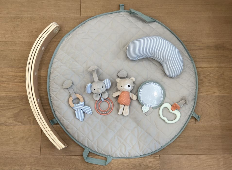 Розвиваючий килимок Ingenuity "Cozy Spot"