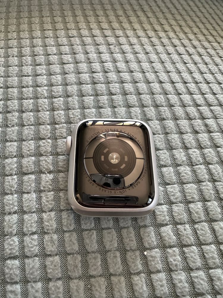 Apple watch series 5 + cellular