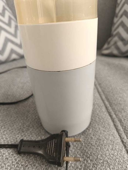 Продам кофемолку Микма ИП 30 1978г