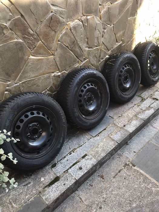 Зимові шини R15 з дисками 5×112   GoodYear