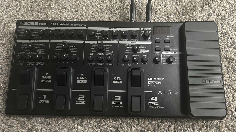 Boss me-90 com Bolsa Boss e Transformador Original