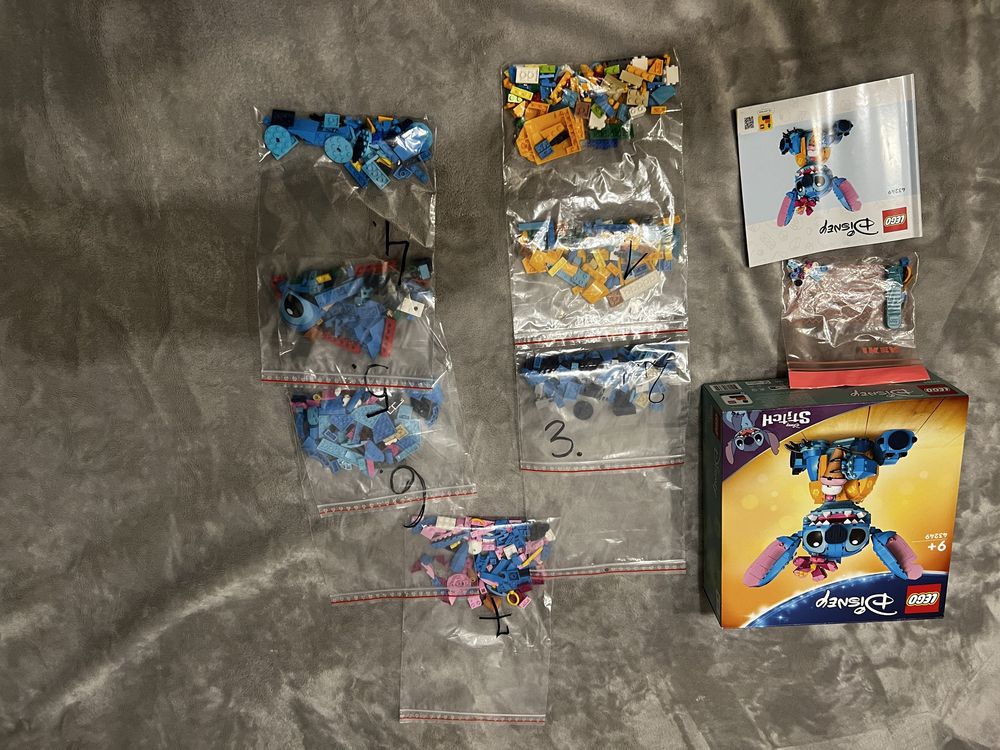 Klocki Lego stitch