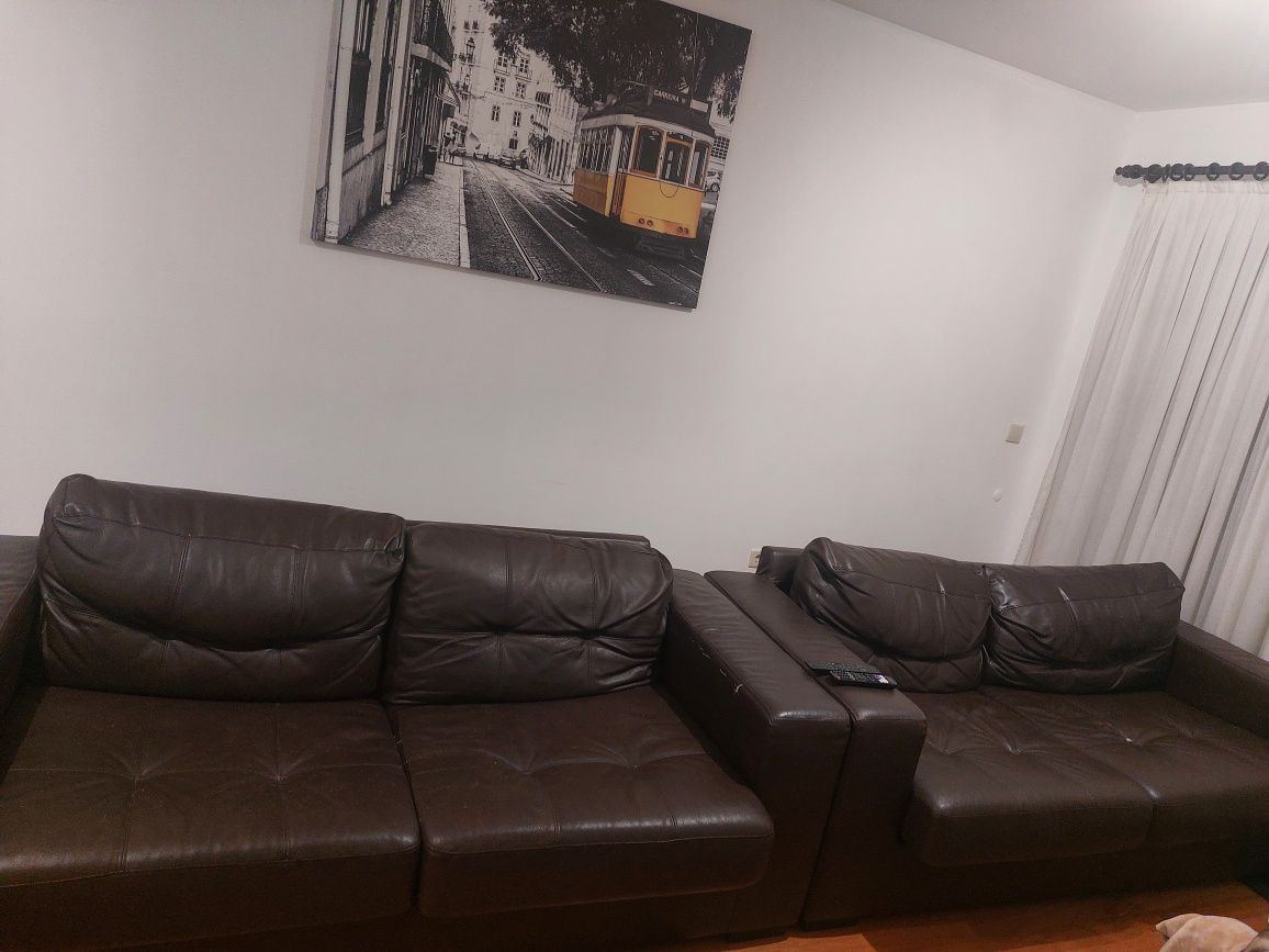 Conjunto de sofá cama usado