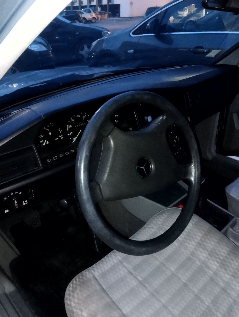 Mercedes 190 Diesel