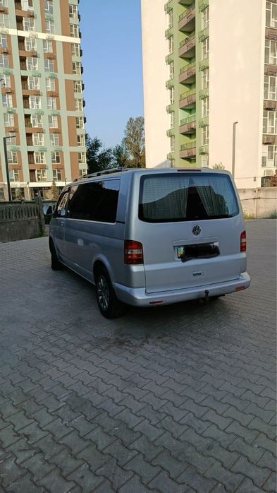 Volkswagen T5 2.5 Long