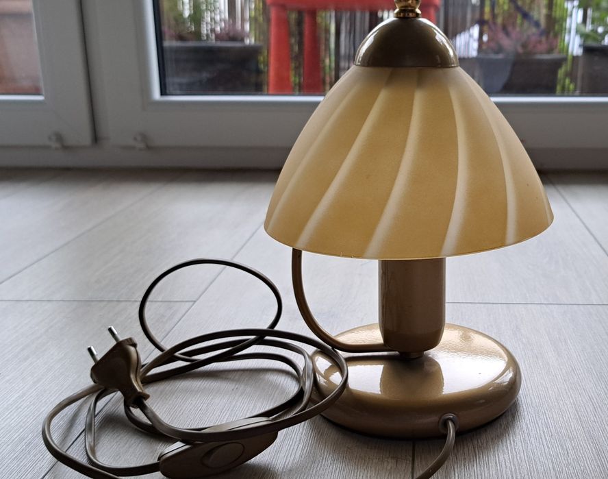 Lampka nocna szklana, Marki k/W-wy