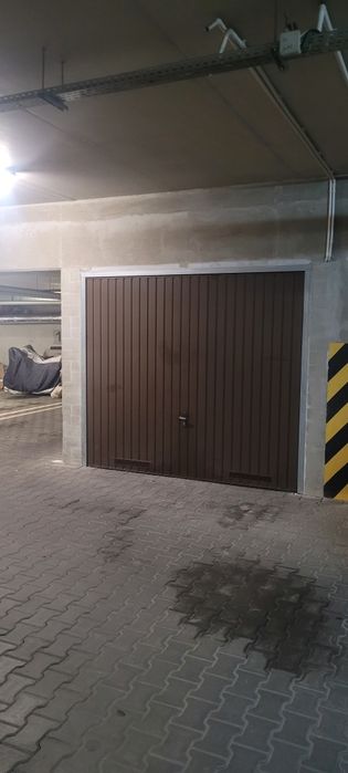 Sprzedam garaż 18m Koralowa