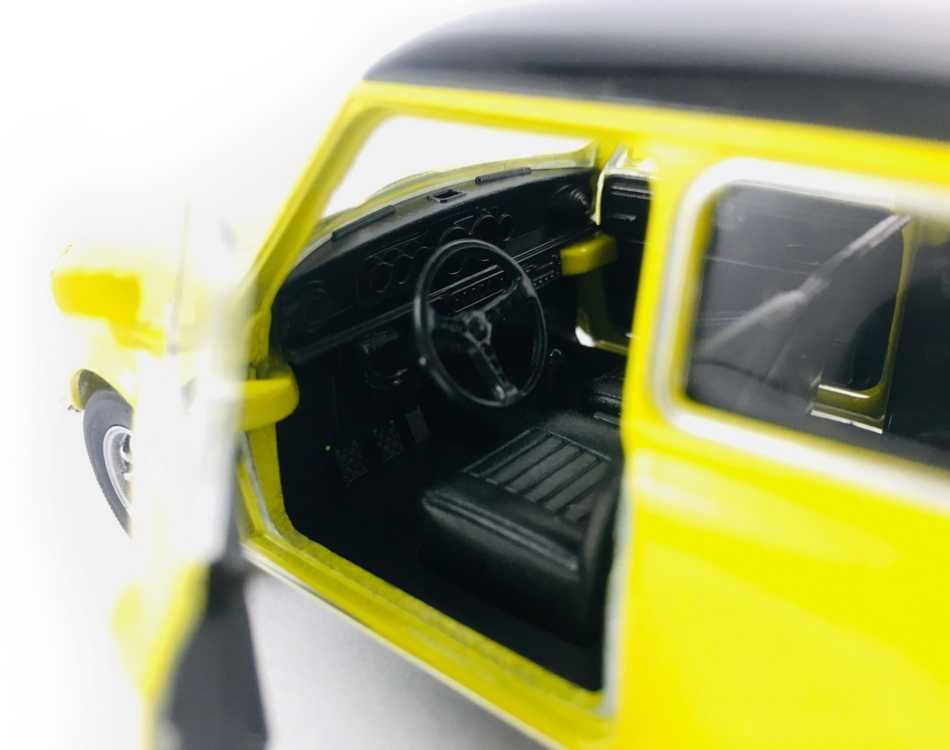 Mini Cooper 1300 model WELLY 1:34 Żółty