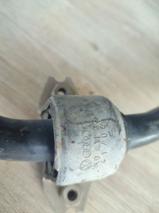 Стабілізатор передній Пассат б6 б7 Гольф 6 5 Октавія А5 перід