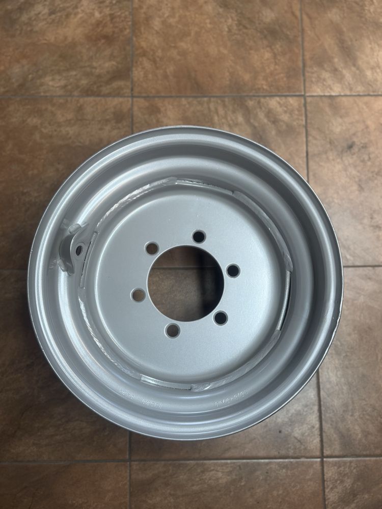 felgi przód szerokie 9.00x15,3 Ostrówek Ursus C330 C360 C380 MF Zetor