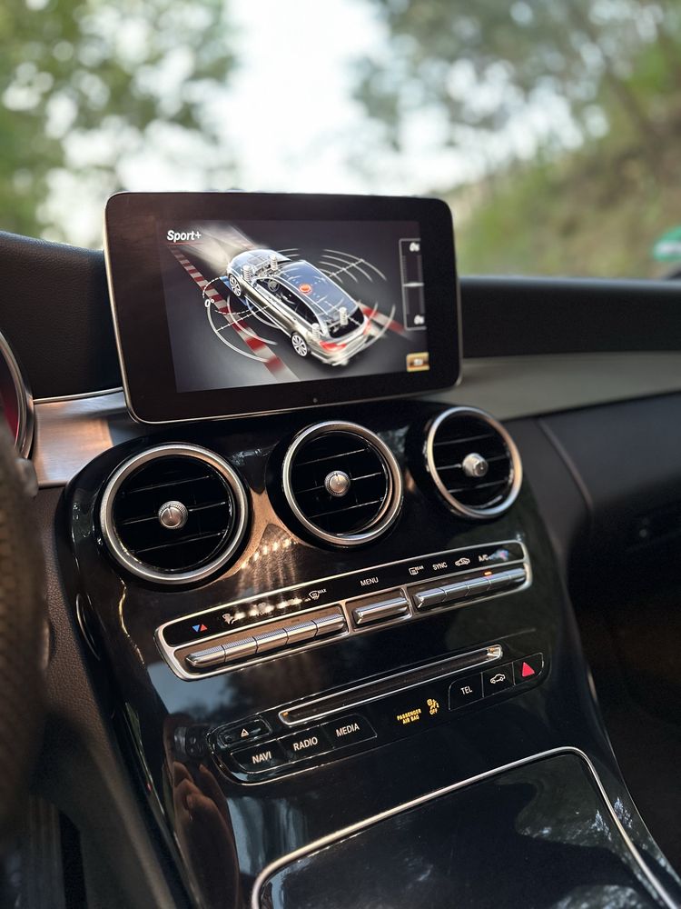 MERCEDES-BENZ C220 Cx Automática