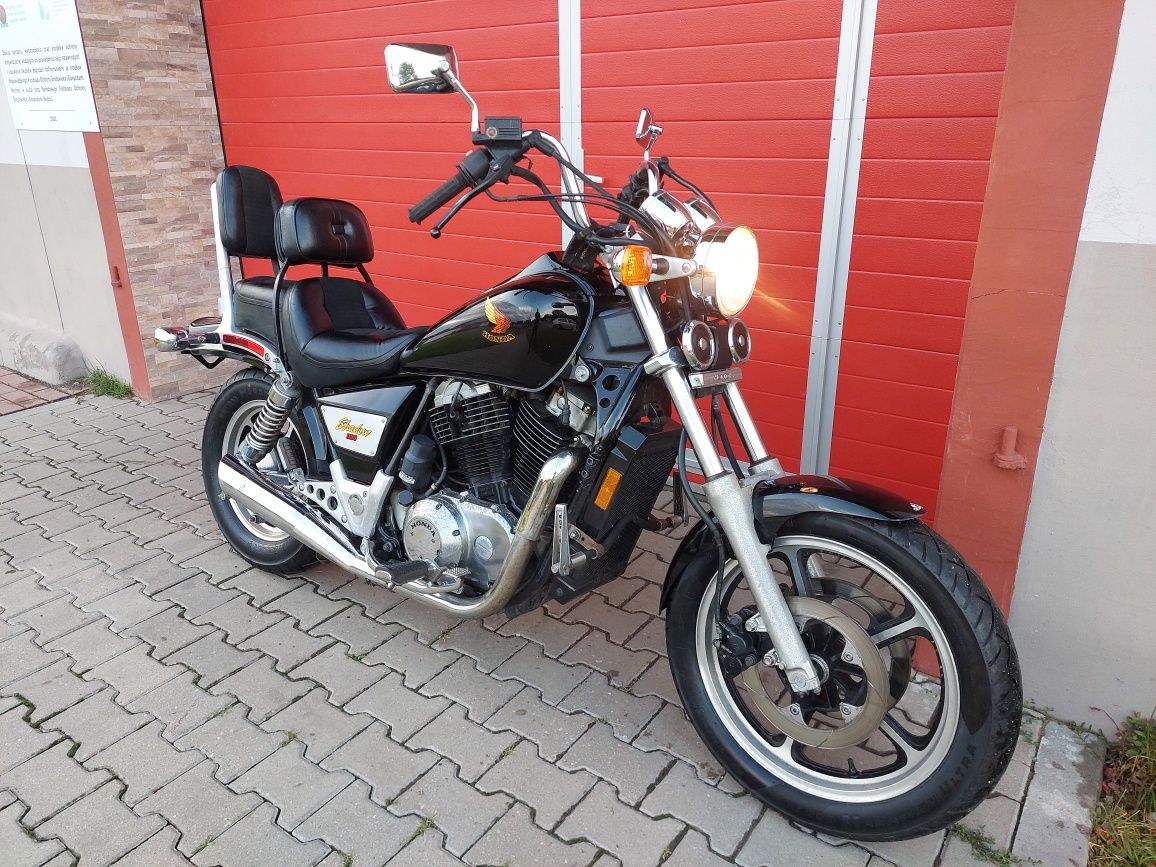 Honda vt 1100 shadow