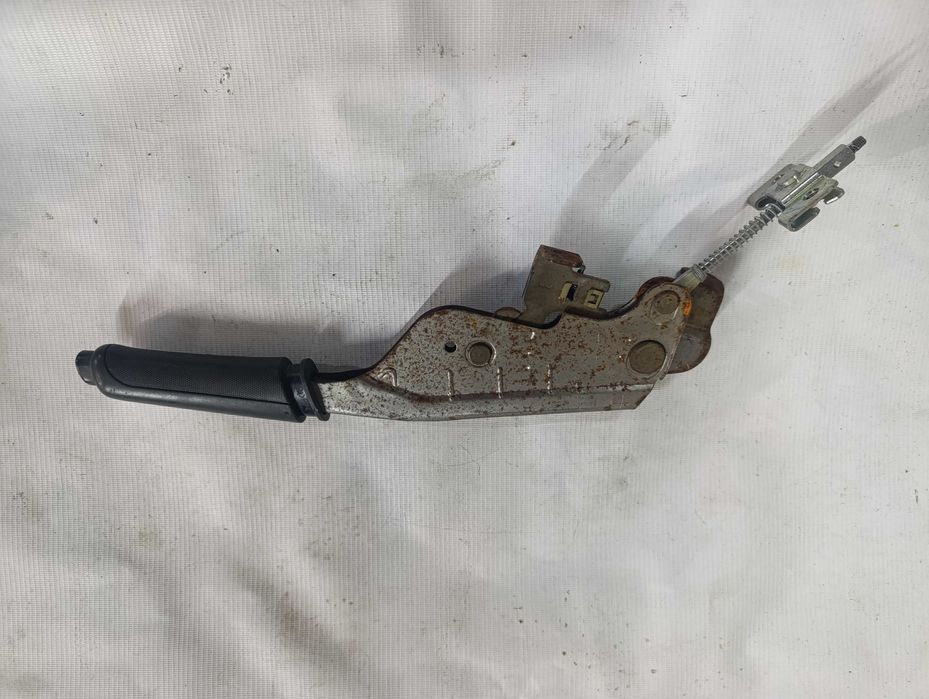 Ручник ручка ручника Fiat Doblo Добло 01-18 механізм гальма кожух 223